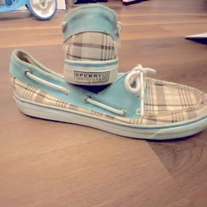 Sperry canvas shoes size 8.5